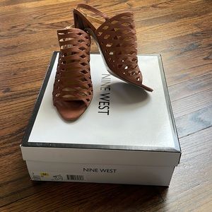 SOLD Nine West tan sandals 7M